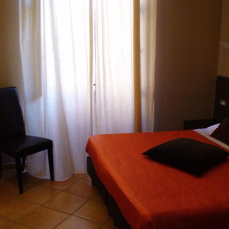 Hotel Cervia Рим Екстериор снимка