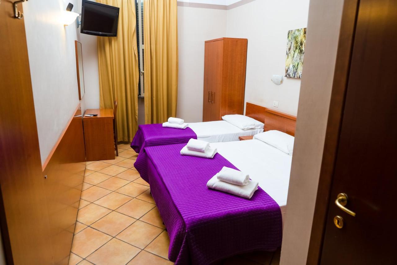 Hotel Cervia Рим Екстериор снимка