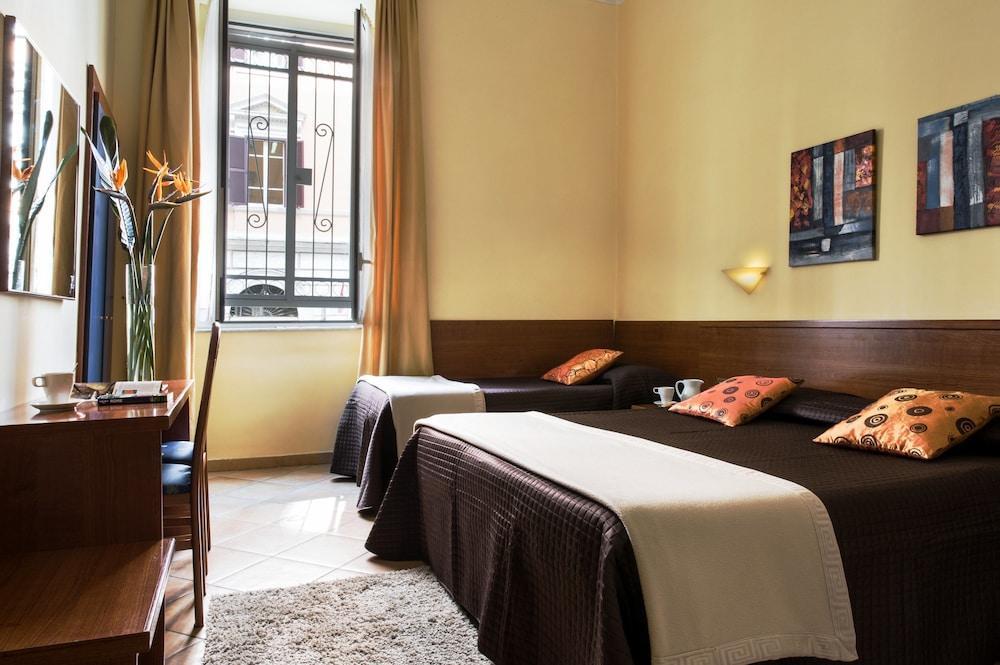 Hotel Cervia Рим Екстериор снимка