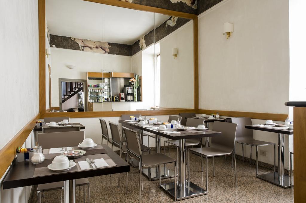 Hotel Cervia Рим Екстериор снимка